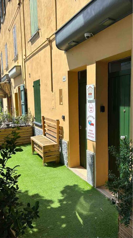 Corticella 2 Appartement Bologna Buitenkant foto